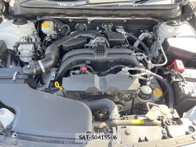 Subaru OUTBACK 2017-12 8366647-17