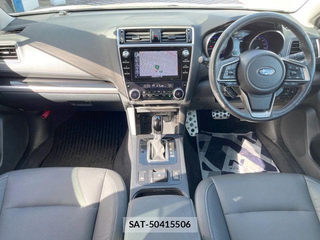 Subaru OUTBACK 2017-12 8366647-1