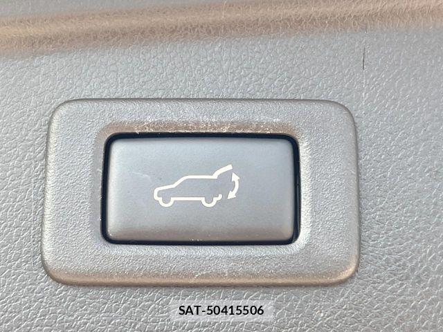Subaru OUTBACK 2017-12 8366647-2