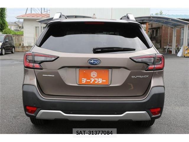 Subaru OUTBACK 2022-02 8371786-9