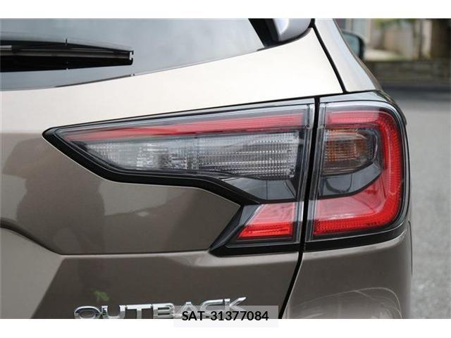 Subaru OUTBACK 2022-02 8371786-12
