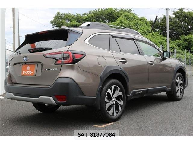 Subaru OUTBACK 2022-02 8371786-21