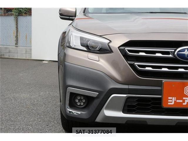 Subaru OUTBACK 2022-02 8371786-25