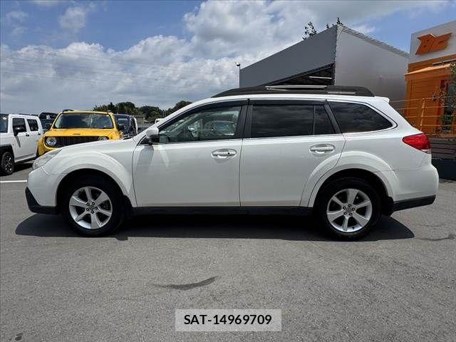 Subaru OUTBACK 2014-06 8413217-10