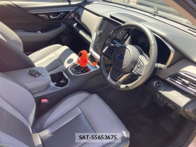 Subaru OUTBACK 2025-02 8413205-18