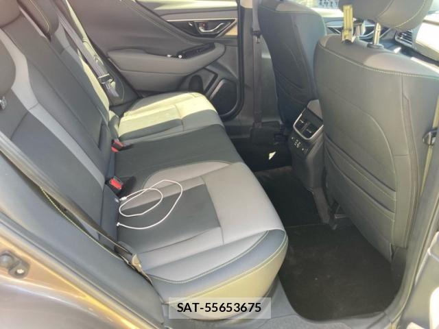 Subaru OUTBACK 2025-02 8413205-20