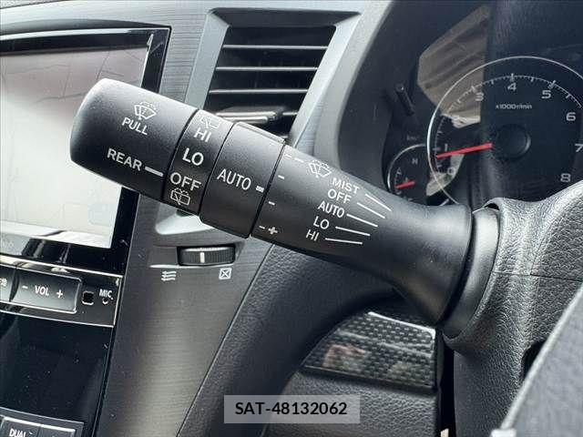 Subaru OUTBACK 2012-11 8413213-28