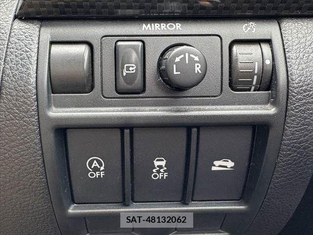 Subaru OUTBACK 2012-11 8413213-5