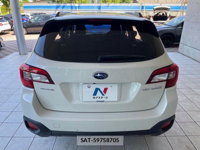 Subaru OUTBACK 2016-09 8438319-17