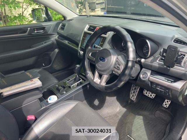 Subaru OUTBACK 2015-09 8438321-13