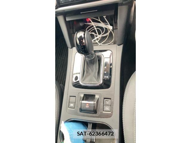 Subaru OUTBACK 2018-08 8525471-23