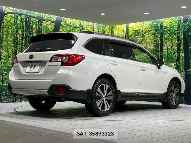 Subaru OUTBACK 2018-02 8525462-17