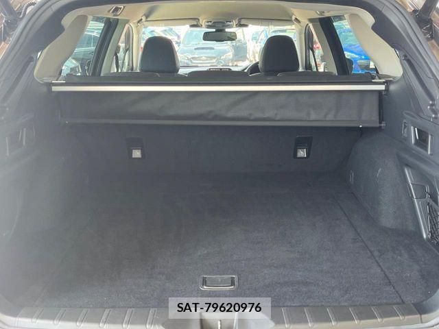 Subaru OUTBACK 2021-12 8562367-10