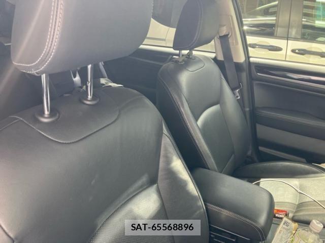 Subaru OUTBACK 2015-02 8562369-19
