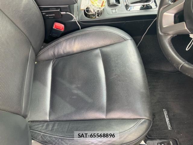 Subaru OUTBACK 2015-02 8562369-20