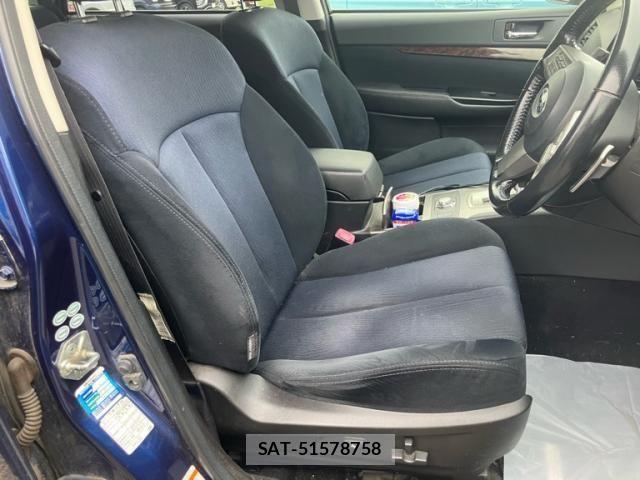 Subaru OUTBACK 2011-09 8627427-17