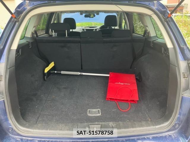 Subaru OUTBACK 2011-09 8627427-19