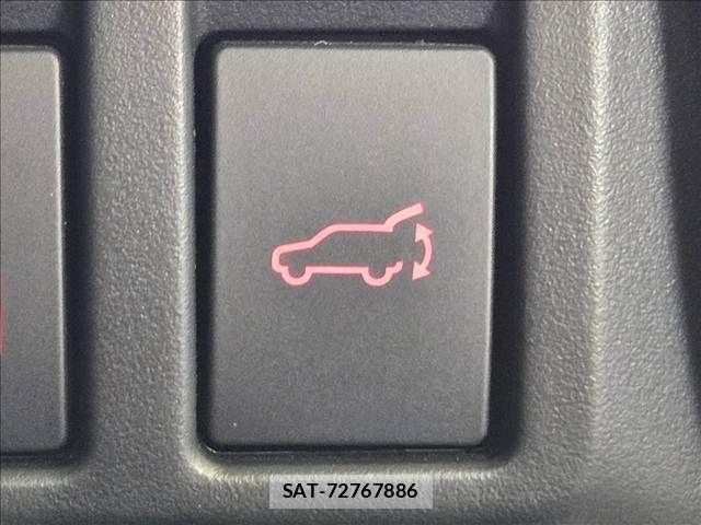 Subaru OUTBACK 2017-11 8627419-9