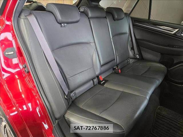 Subaru OUTBACK 2017-11 8627419-11
