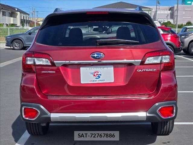 Subaru OUTBACK 2017-11 8627419-15