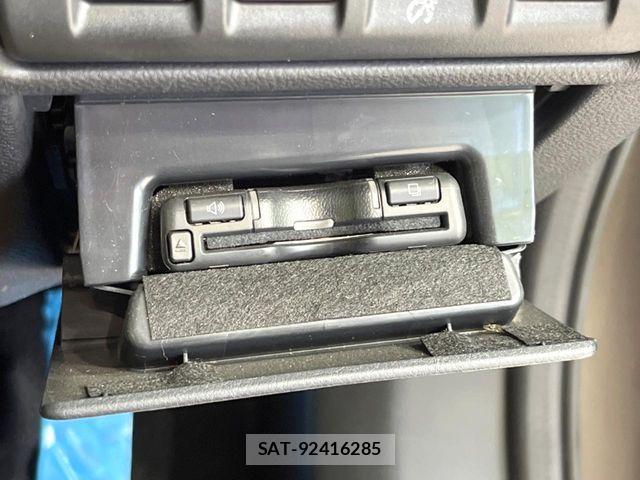 Subaru OUTBACK 2022-03 8627413-5