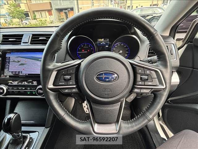 Subaru OUTBACK 2019-05 8627416-19