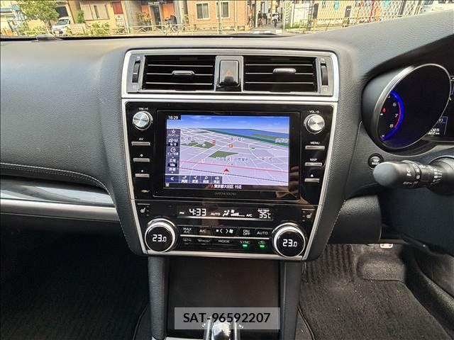 Subaru OUTBACK 2019-05 8627416-20