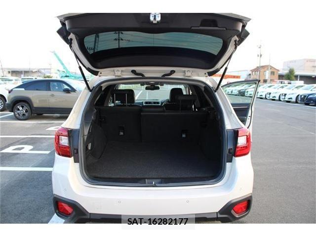 Subaru OUTBACK 2018-11 8627418-29