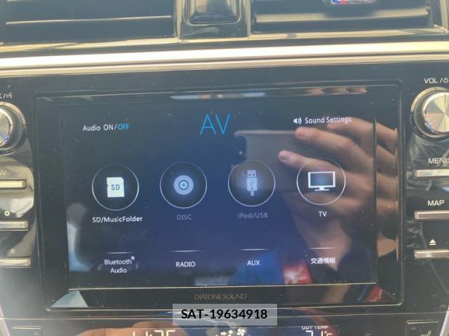 Subaru OUTBACK 2018-03 8627425-26