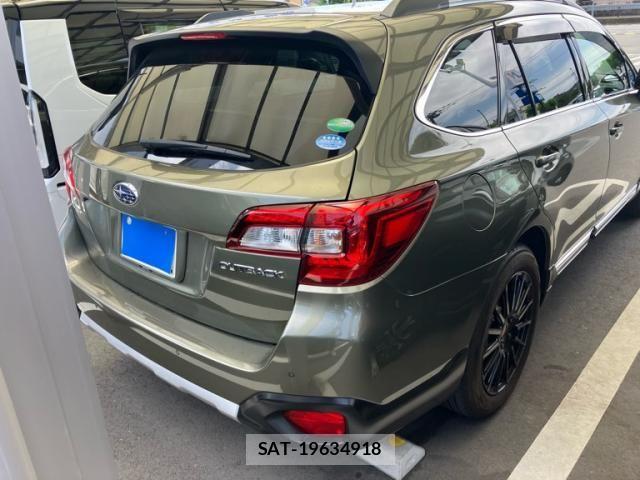 Subaru OUTBACK 2018-03 8627425-4
