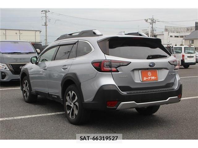 Subaru OUTBACK 2021-12 8627415-11