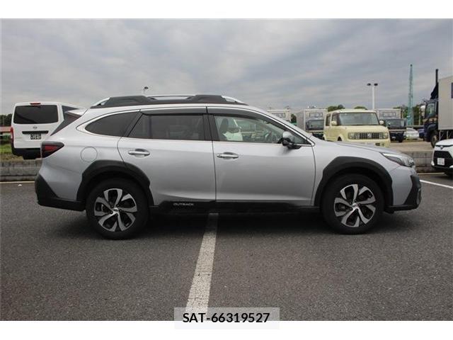 Subaru OUTBACK 2021-12 8627415-14