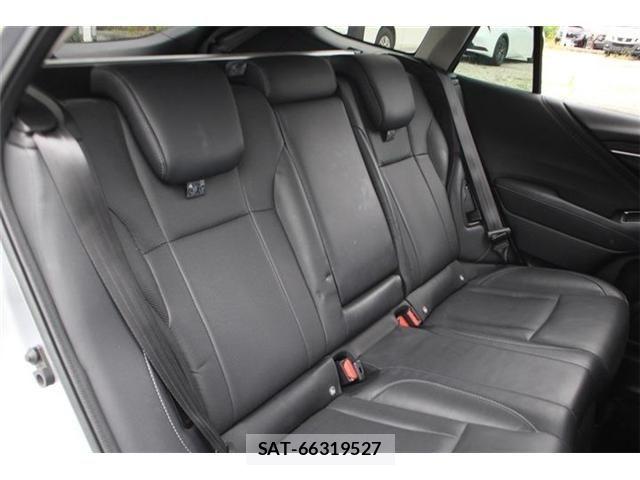 Subaru OUTBACK 2021-12 8627415-22