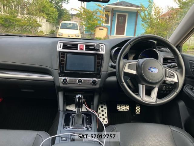 Subaru OUTBACK 2016-07 8627426-14