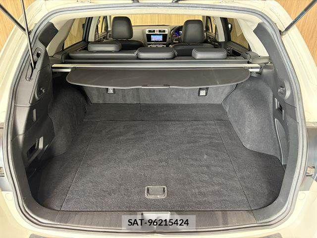 Subaru OUTBACK 2016-03 8627424-10