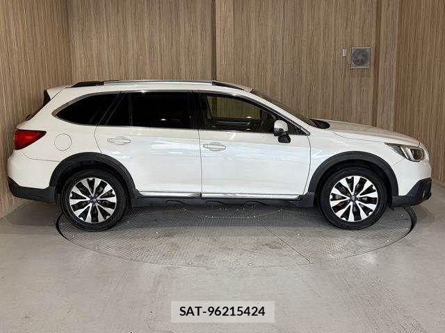 Subaru OUTBACK 2016-03 8627424-17