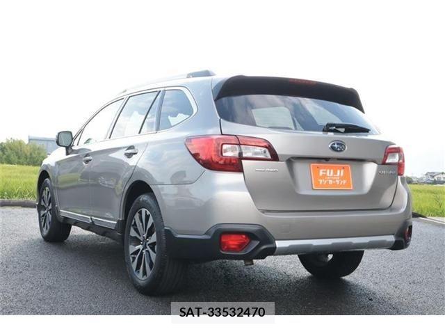 Subaru OUTBACK 2016-10 8659838-18