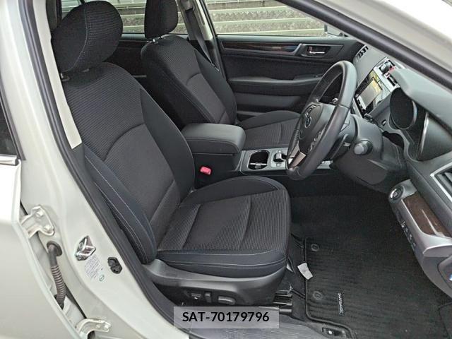 Subaru OUTBACK 2016-05 8659839-12