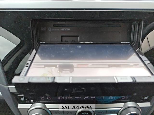 Subaru OUTBACK 2016-05 8659839-23
