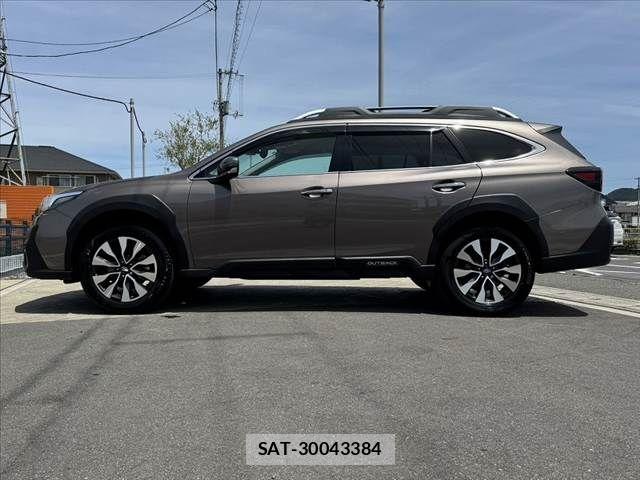 Subaru OUTBACK 2024-04 8659836-10