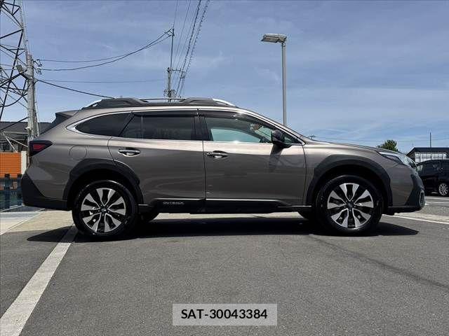 Subaru OUTBACK 2024-04 8659836-11