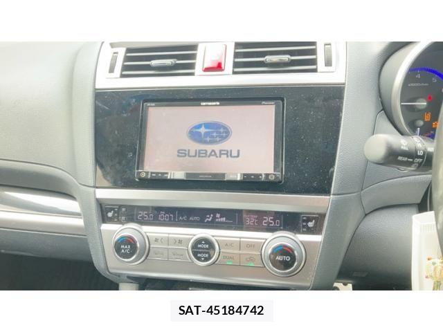 Subaru OUTBACK 2017-03 8659841-10