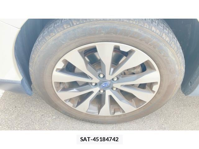 Subaru OUTBACK 2017-03 8659841-2