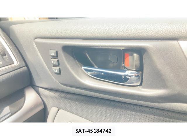 Subaru OUTBACK 2017-03 8659841-8