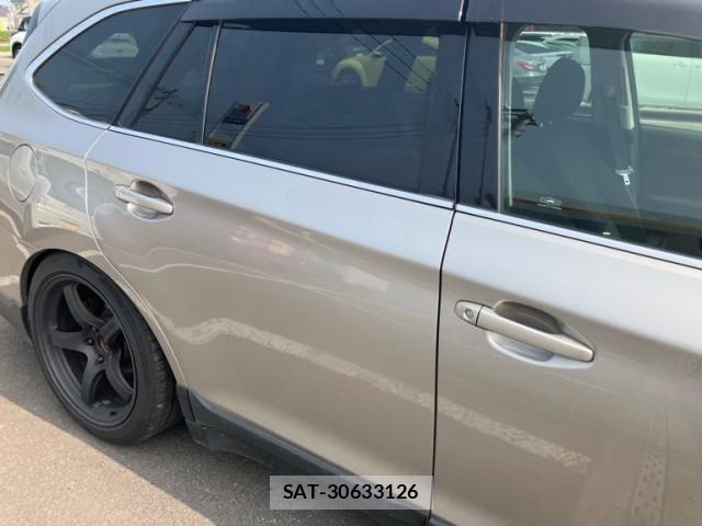 Subaru OUTBACK 2016-10 8743291-10