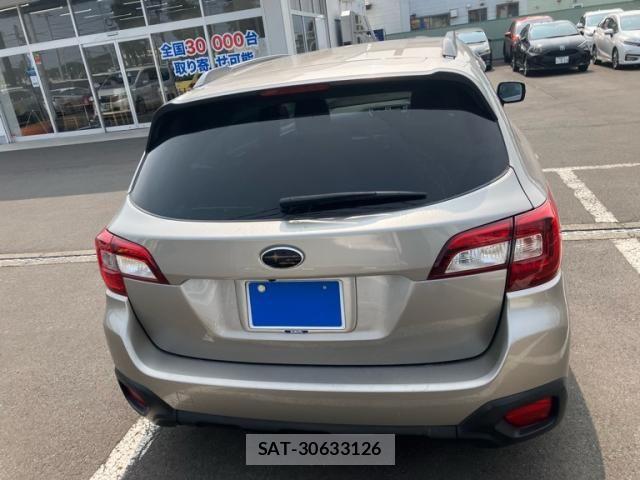 Subaru OUTBACK 2016-10 8743291-1