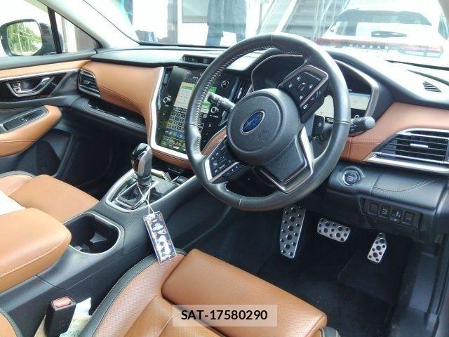 Subaru OUTBACK 2024-08 8743279-1