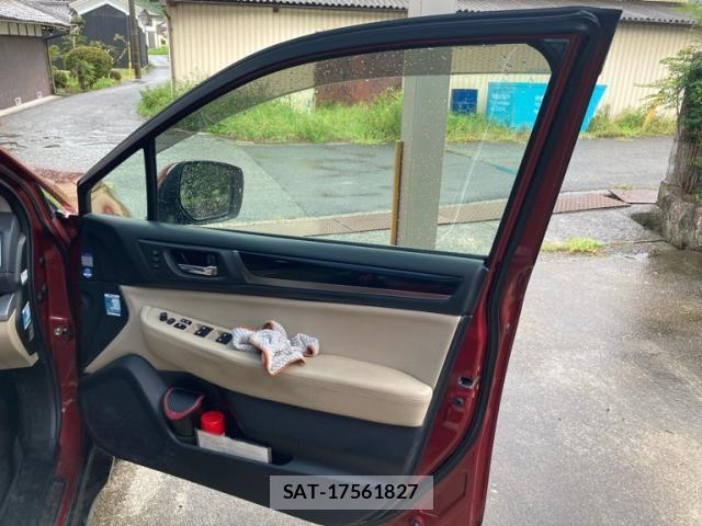 Subaru OUTBACK 2016-02 8743293-12