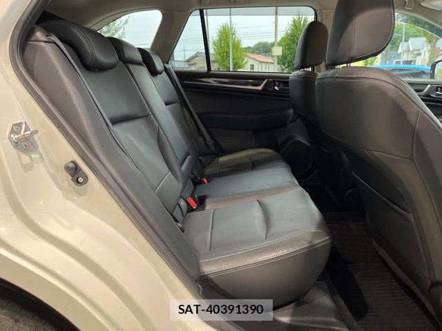Subaru OUTBACK 2016-01 8780812-9