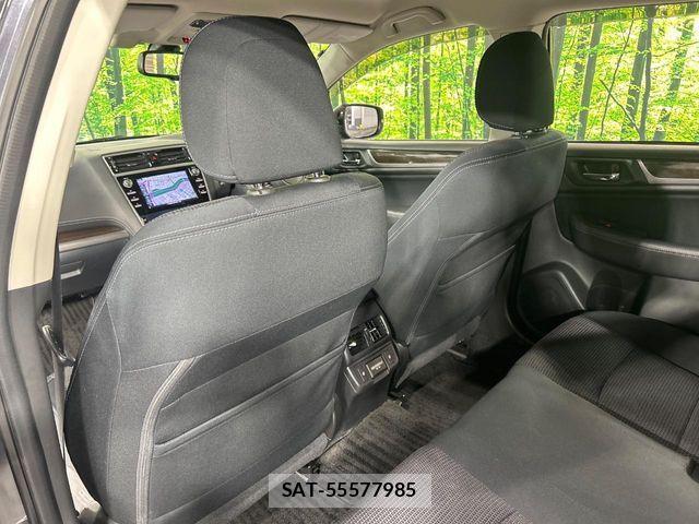 Subaru OUTBACK 2018-02 8780811-15